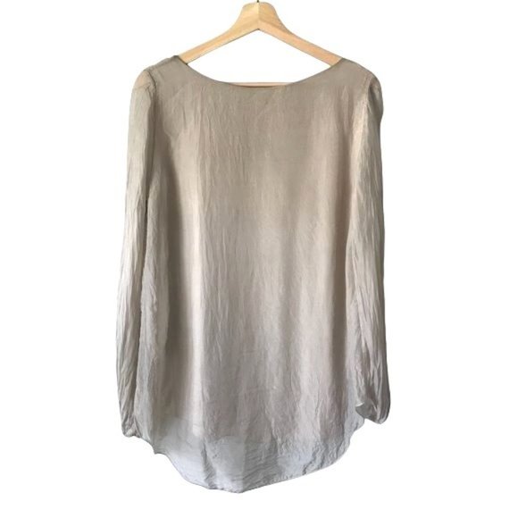 PSh2 25 DOLCE RAGAZZA Blouse top 100% SILK BLOUSE Tan with sequins   L - Picture 9 of 10